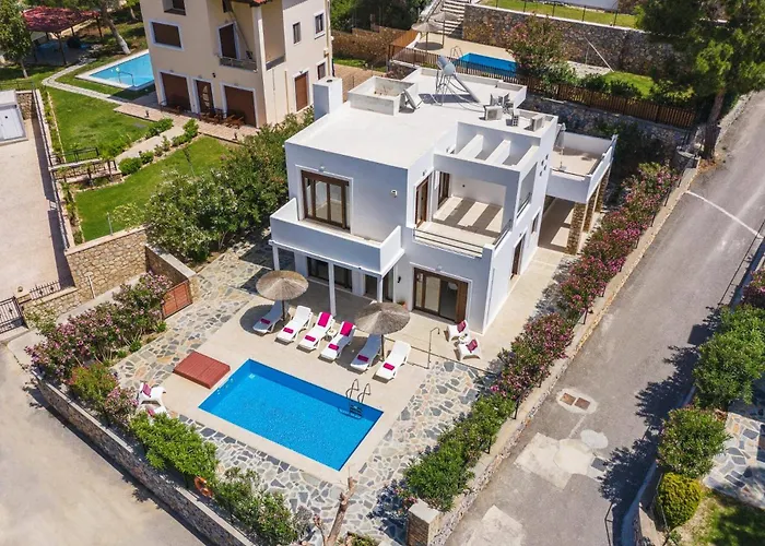 ヴィラ Maya By Pefki